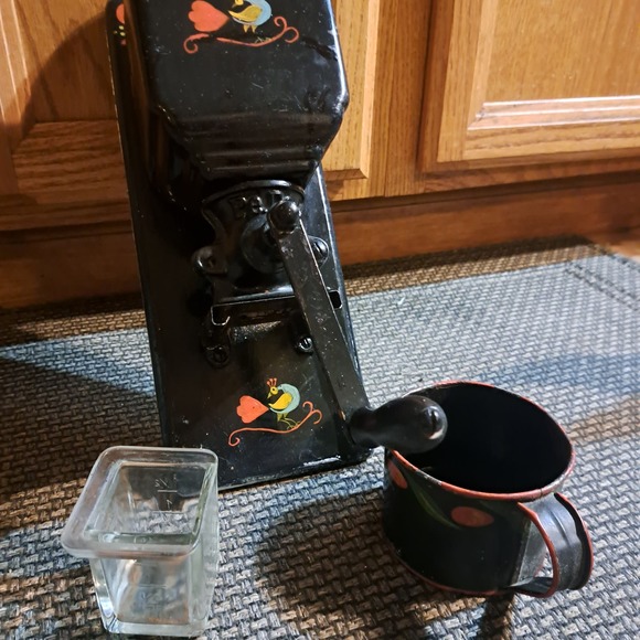 FABULOUS VINTAGE 14" Hand Painted Wall Mount Ceramic & Wood Coffee Grinder - Picture 6 of 16